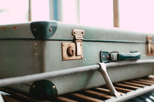 how to pack a suitcase