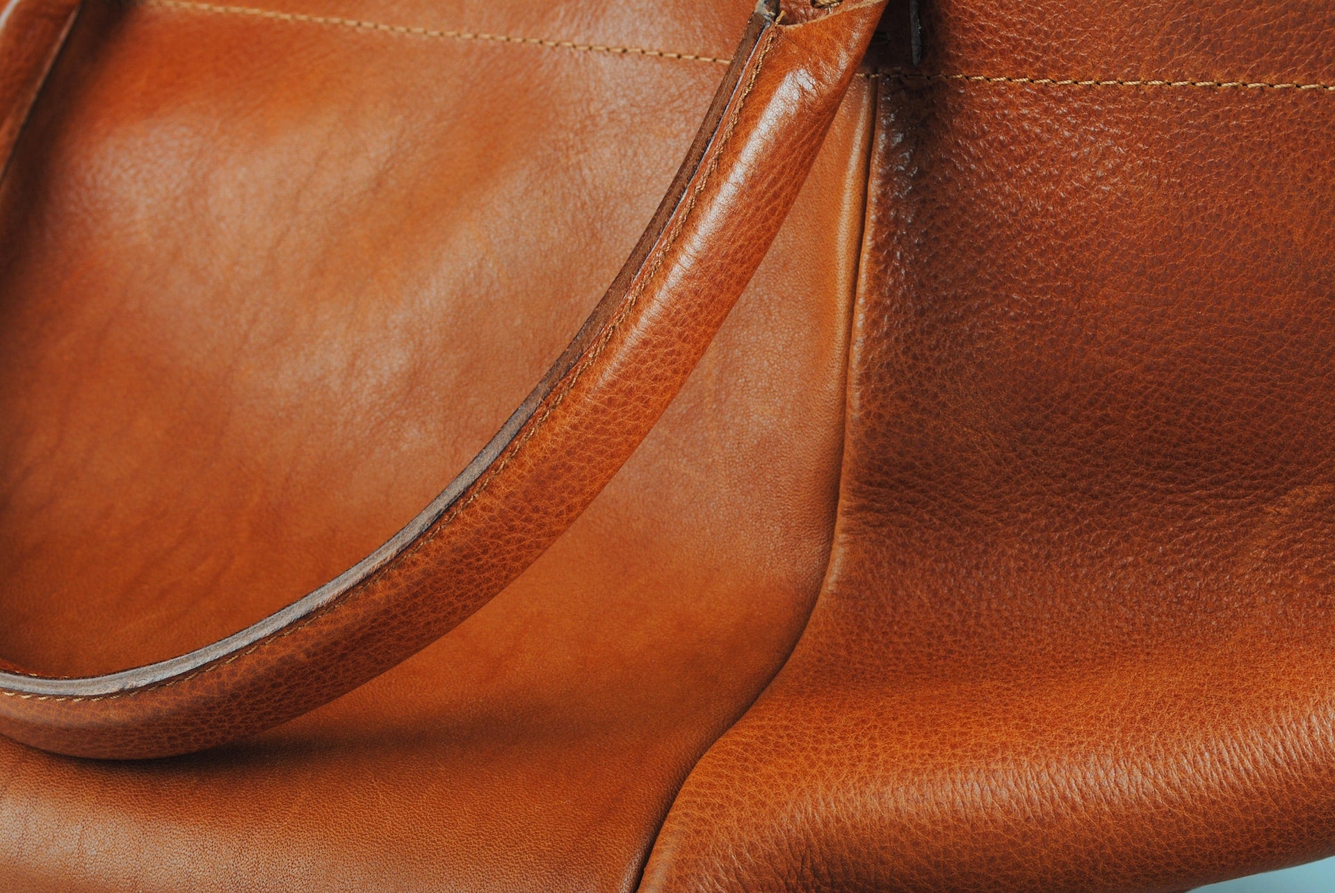 What Is English Bridle Leather? – Moonster Leather Products