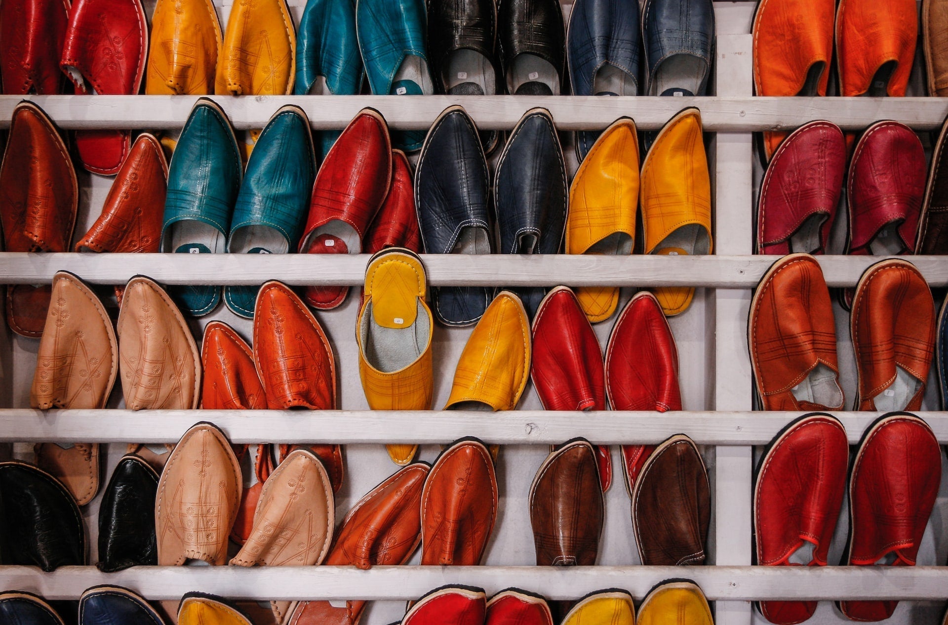 can you paint leather