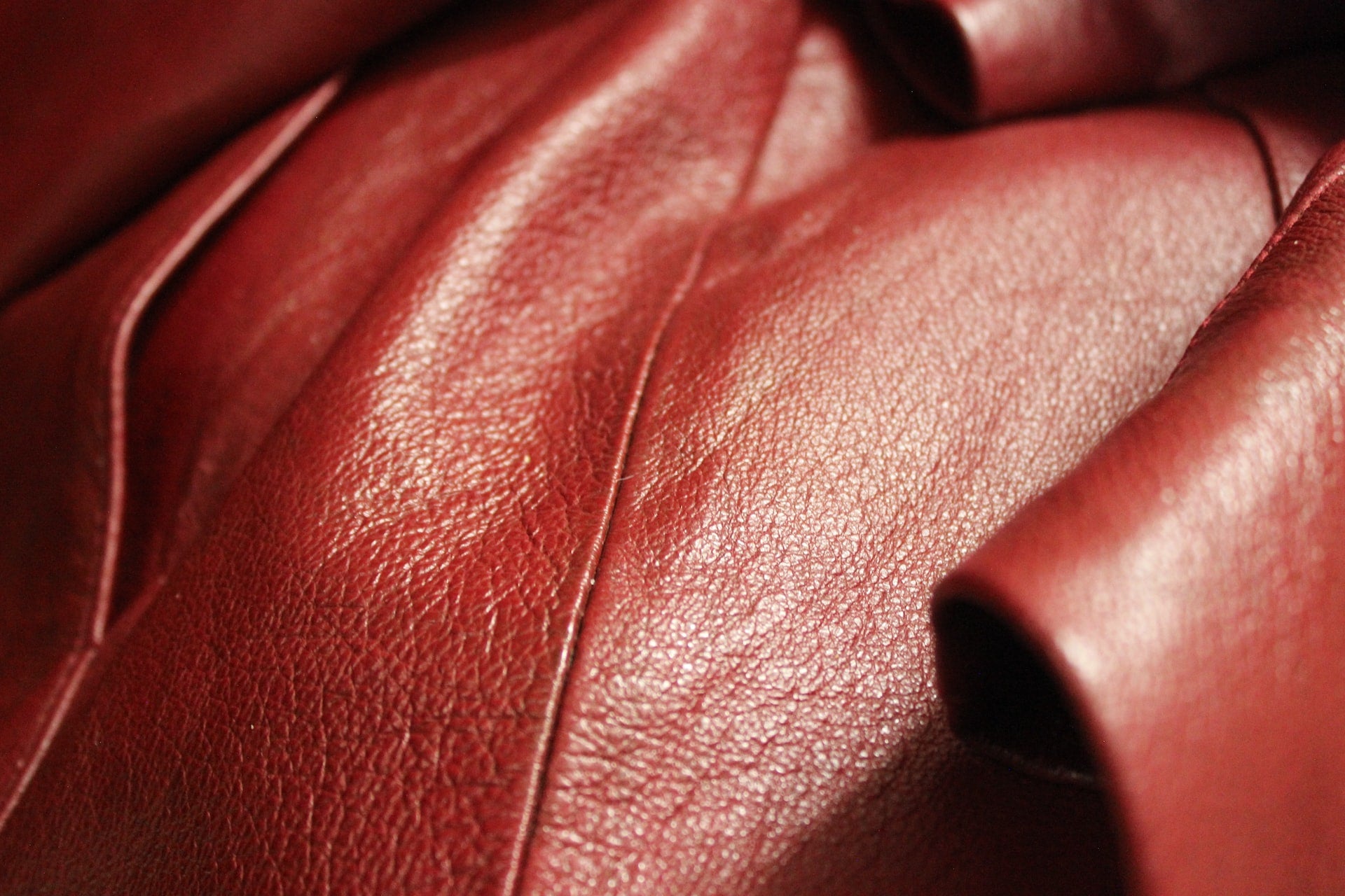 Italian leather, red half calfskin with dollar grain print, semi-gloss,  soft, sporty look
