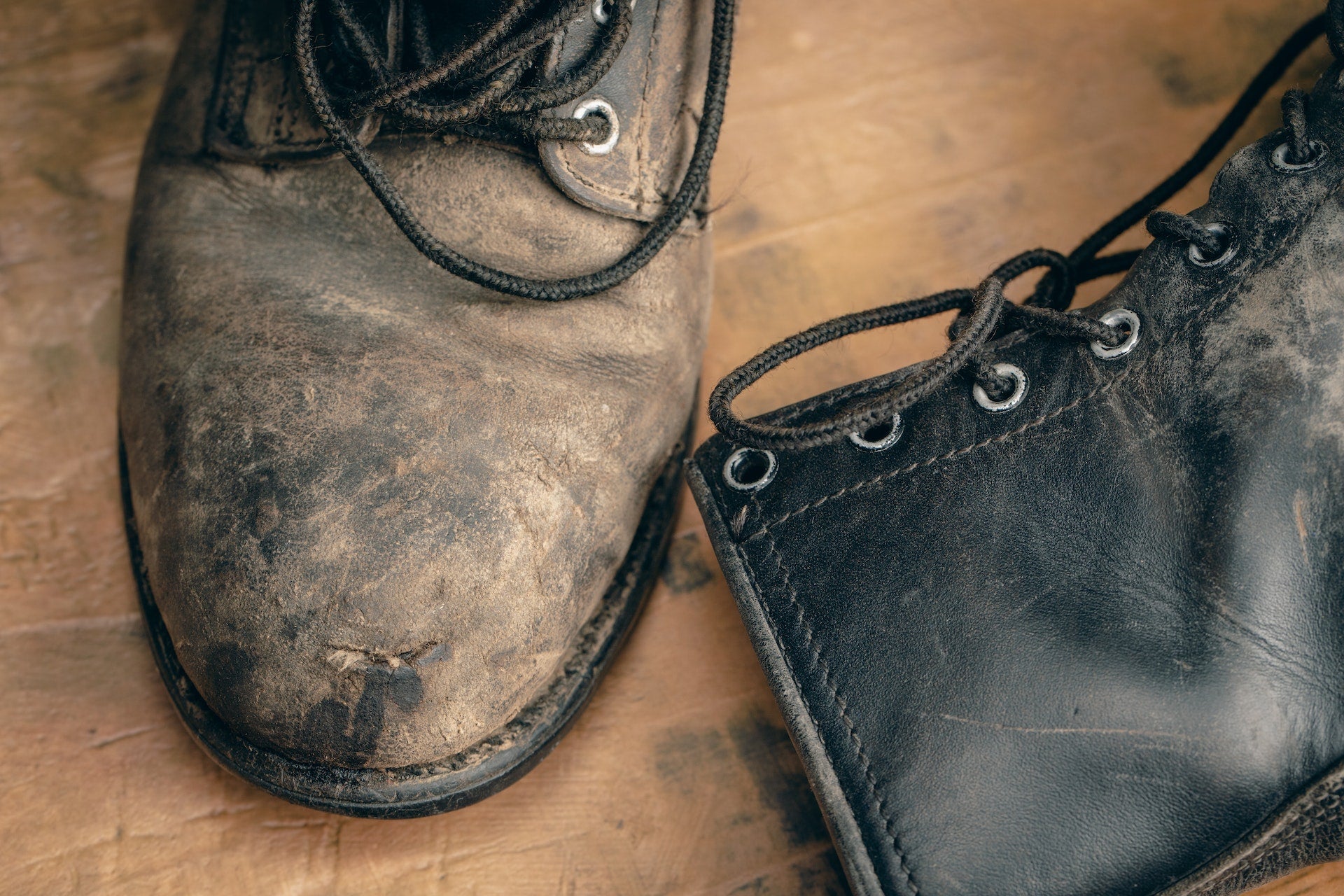 How to Clean Leather Boots the Right Way